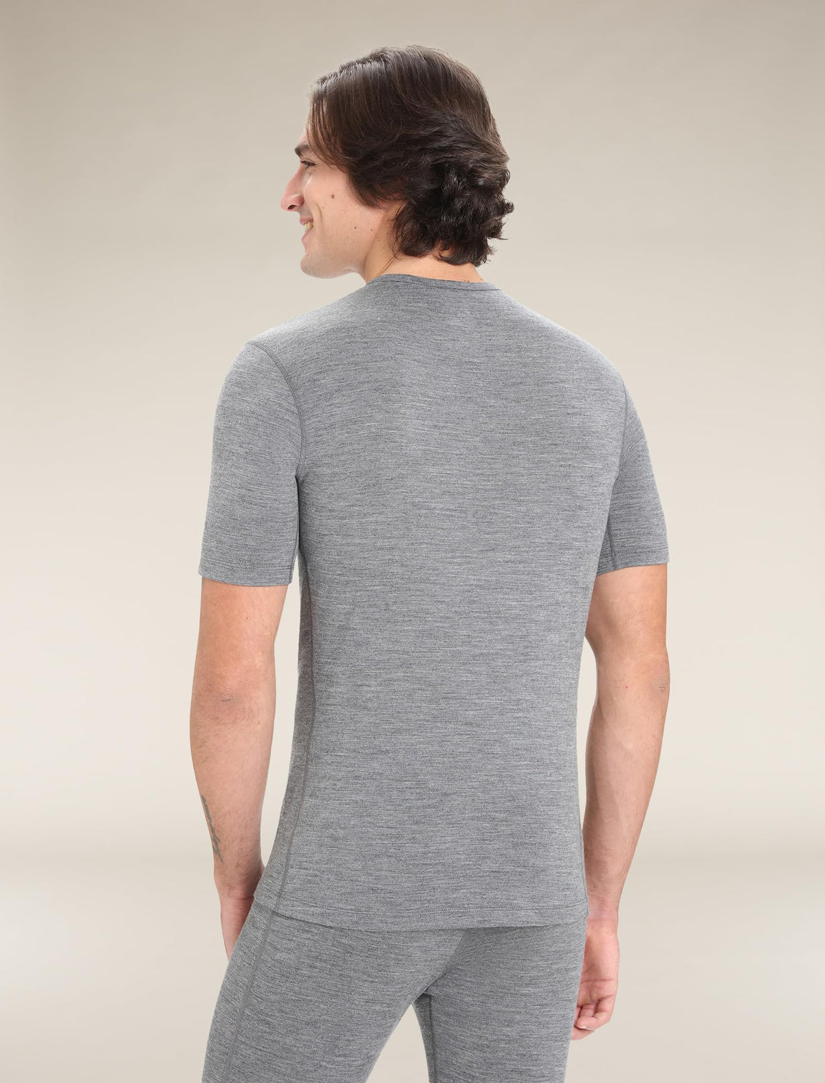 Kurzarmshirt – Icebreaker – Merino 200 Oasis Crewe