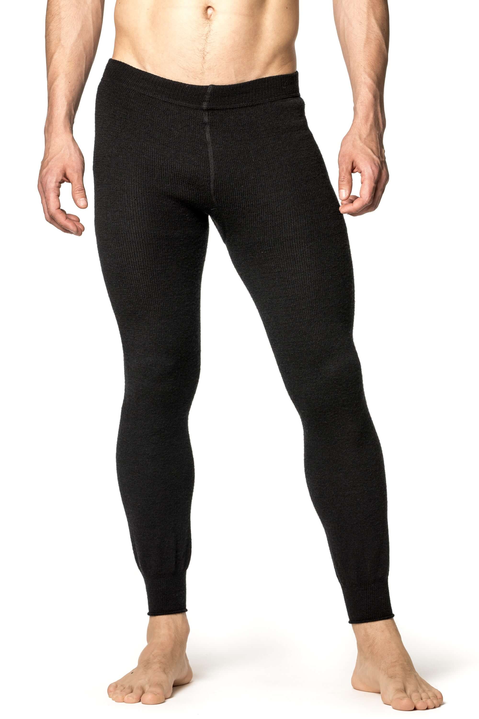 Die Woolpower Long Johns 400, feinste Merinounterwäsche aus Schweden, ideal für deine Winterabenteuer, erhältlich im Outdoor Online Shop FluxPerfect