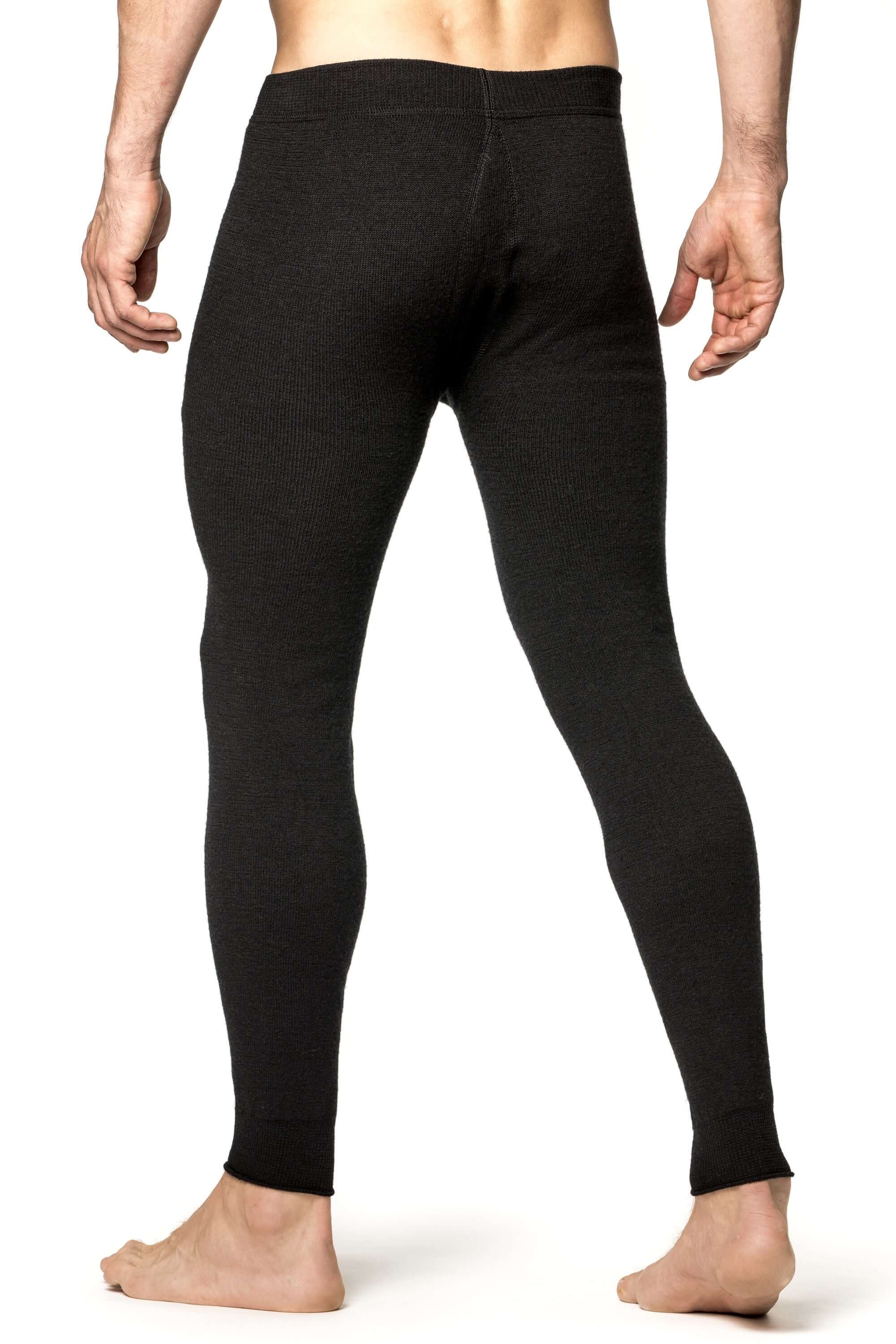 Die Woolpower Long Johns with Fly 400, feinste Merinounterwäsche mit praktischem Eingriff, erhältlich im Outdoor Online Shop FluxPerfect