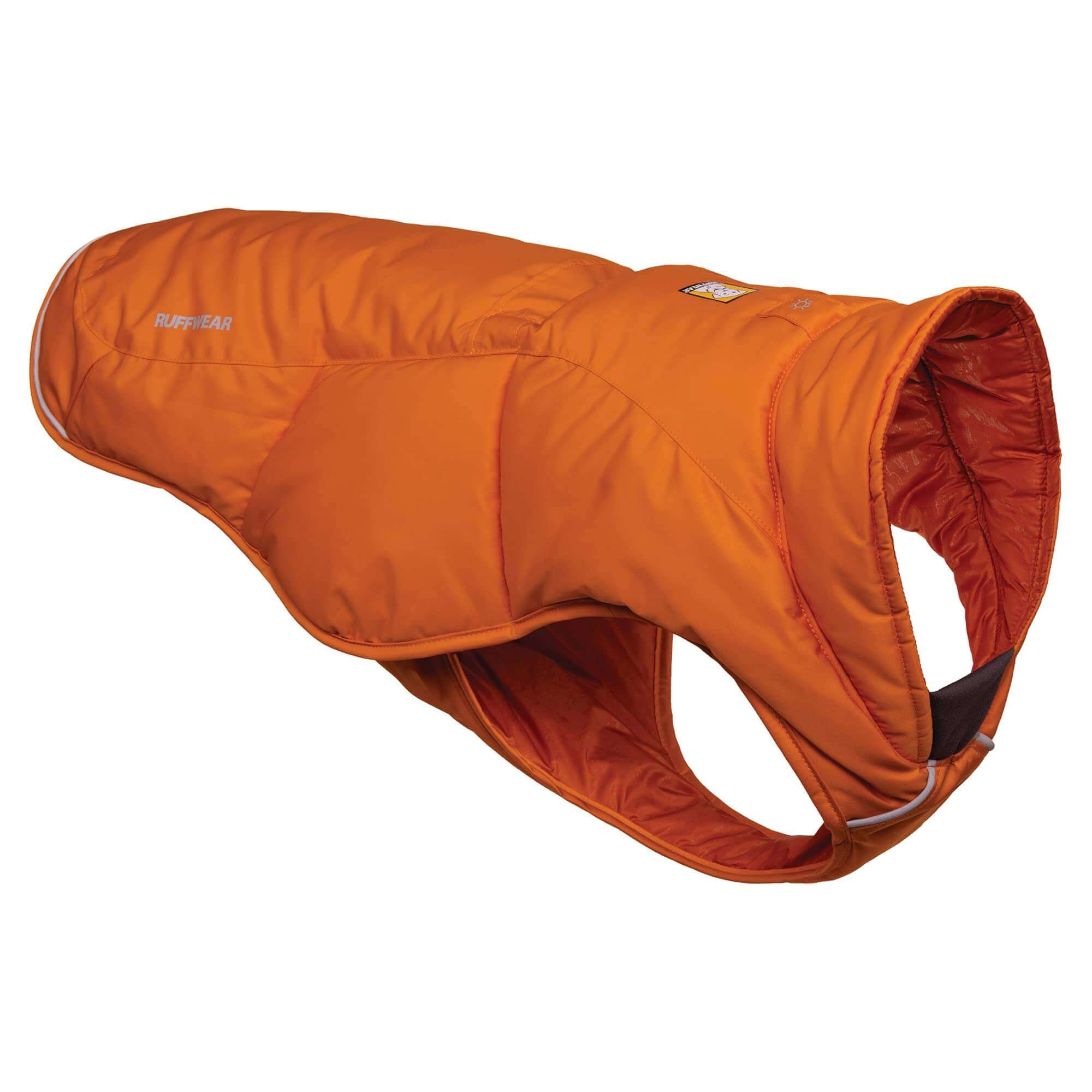 Die Ruffwear Quinzee Hundejacke in der Farbe Campfire Orange