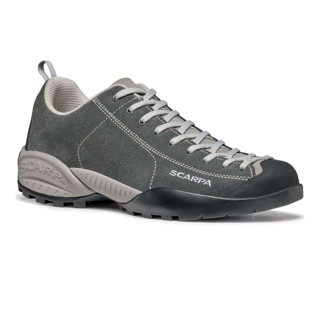 Der Scarpa Mojito Classic in der Farbe Shark BM Spider, ideal für alle urbanen und Outdoor Abenteuer